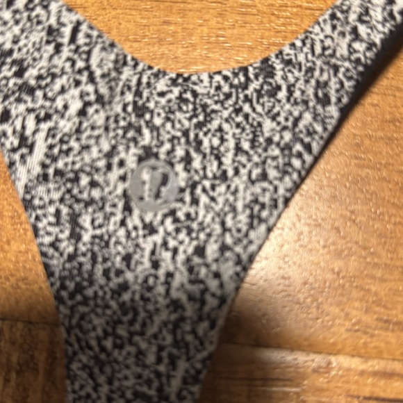 Lululemon 8 women's circuit breaker bra power spray jacquard run yoga cups - Picture 5 of 6